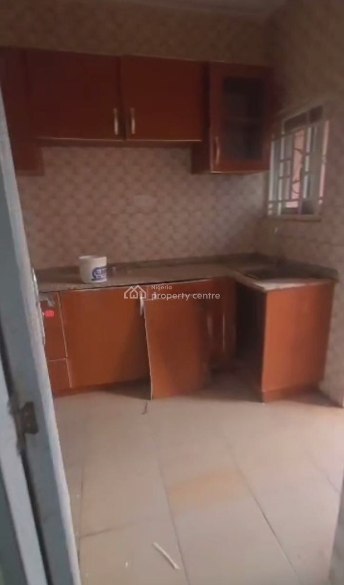 Spacious Standard Decent Two Bedroom Apartment, Dawaki, Gwarinpa, Abuja, Flat / Apartment for Rent