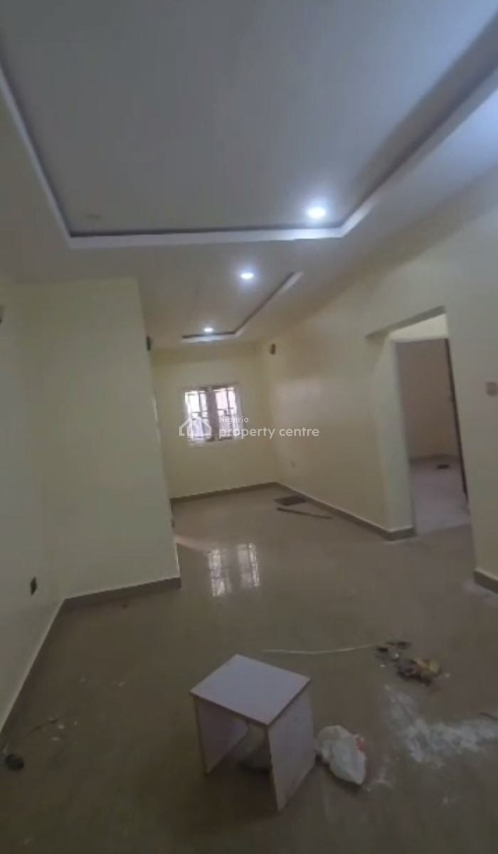 Spacious Standard Decent Two Bedroom Apartment, Dawaki, Gwarinpa, Abuja, Flat / Apartment for Rent