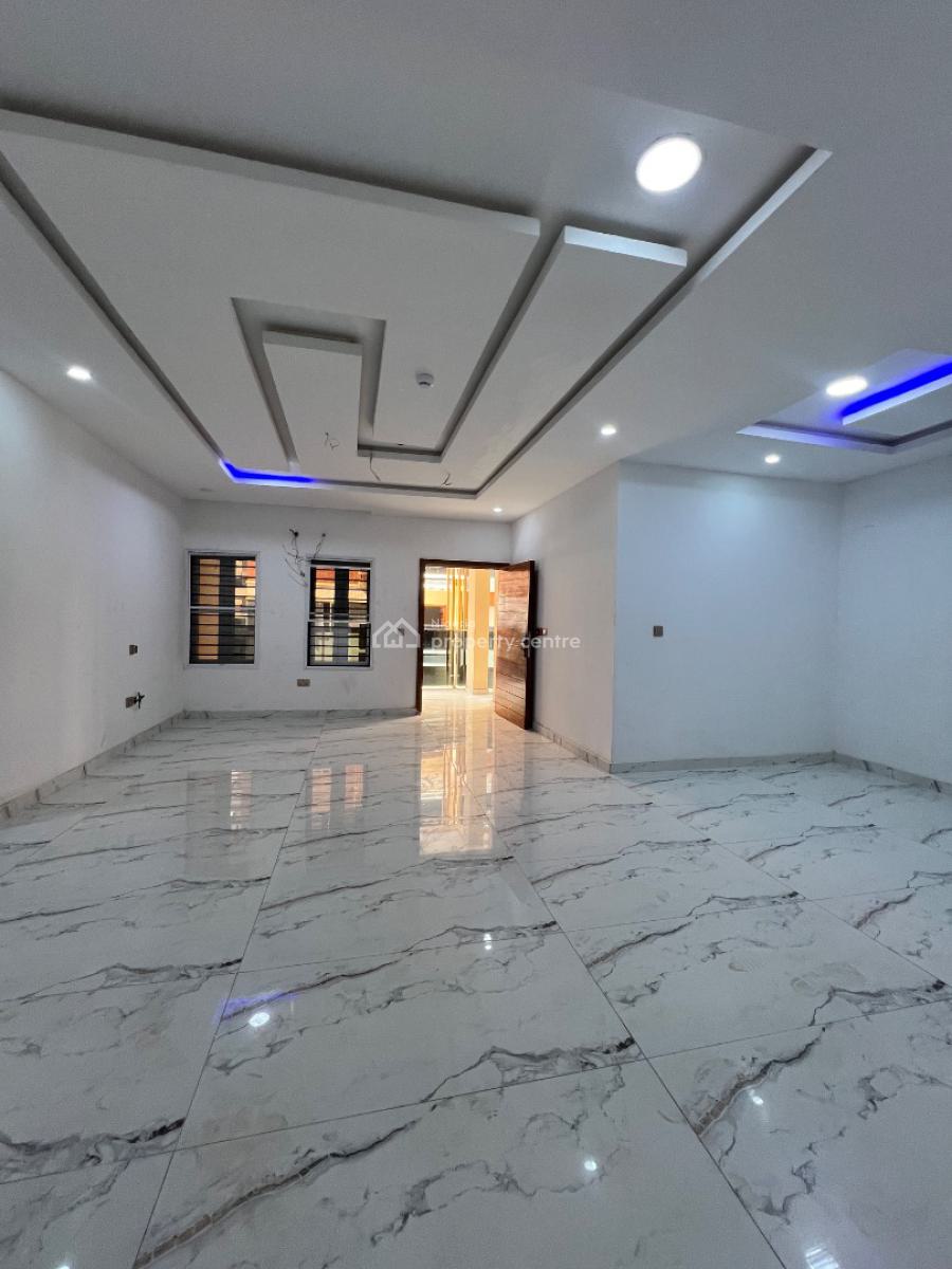 Brand New 2bedroom Apartment with Bq & Swimming Pool, Lekki Phase 1, Lekki, Lagos, Flat / Apartment for Rent