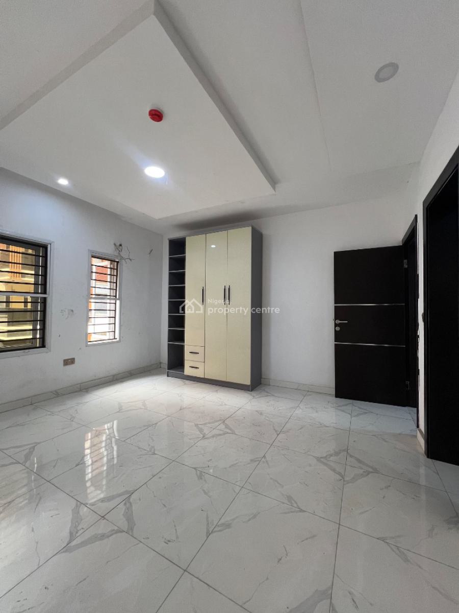 Brand New 2bedroom Apartment with Bq & Swimming Pool, Lekki Phase 1, Lekki, Lagos, Flat / Apartment for Rent