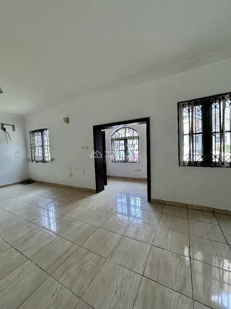 Lovely and Stylish 4 Bedroom Terrace, Apo Legislative Quarters, Apo, Abuja, Terraced Duplex for Rent