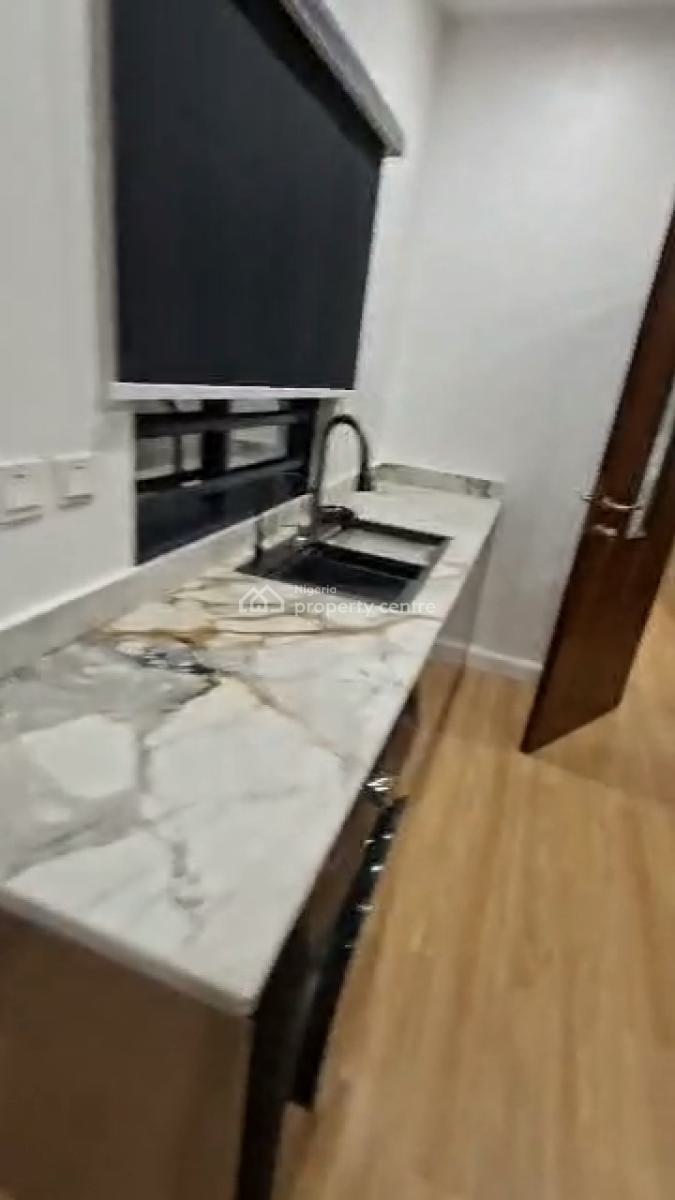 Luxury 3 Bedroom Apartment with Bq, Off Mobolaji Bank Anthony, Anthony, Maryland, Lagos, Flat / Apartment for Rent