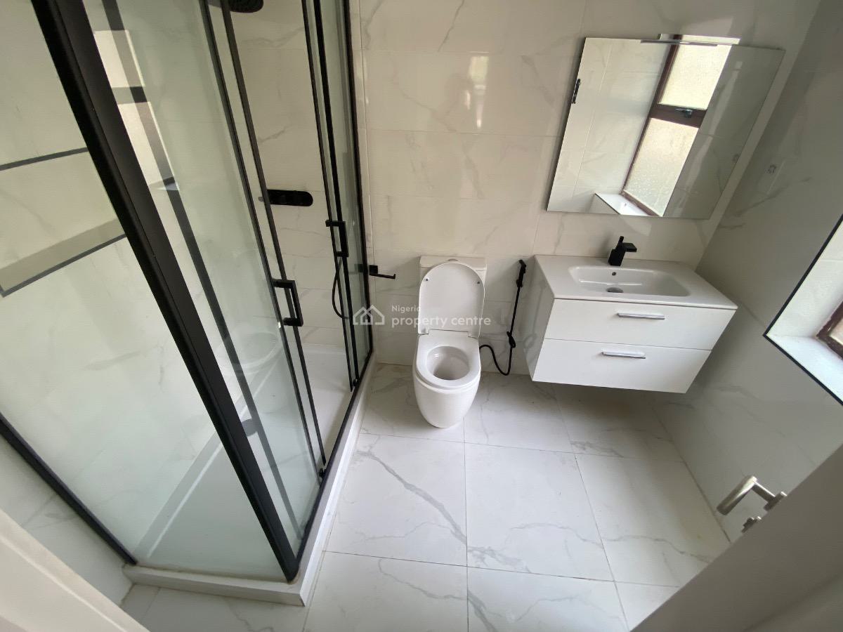 Serviced 3bedroom Apartment with a Servant Quarter, Old Ikoyi, Ikoyi, Lagos, Flat / Apartment for Rent