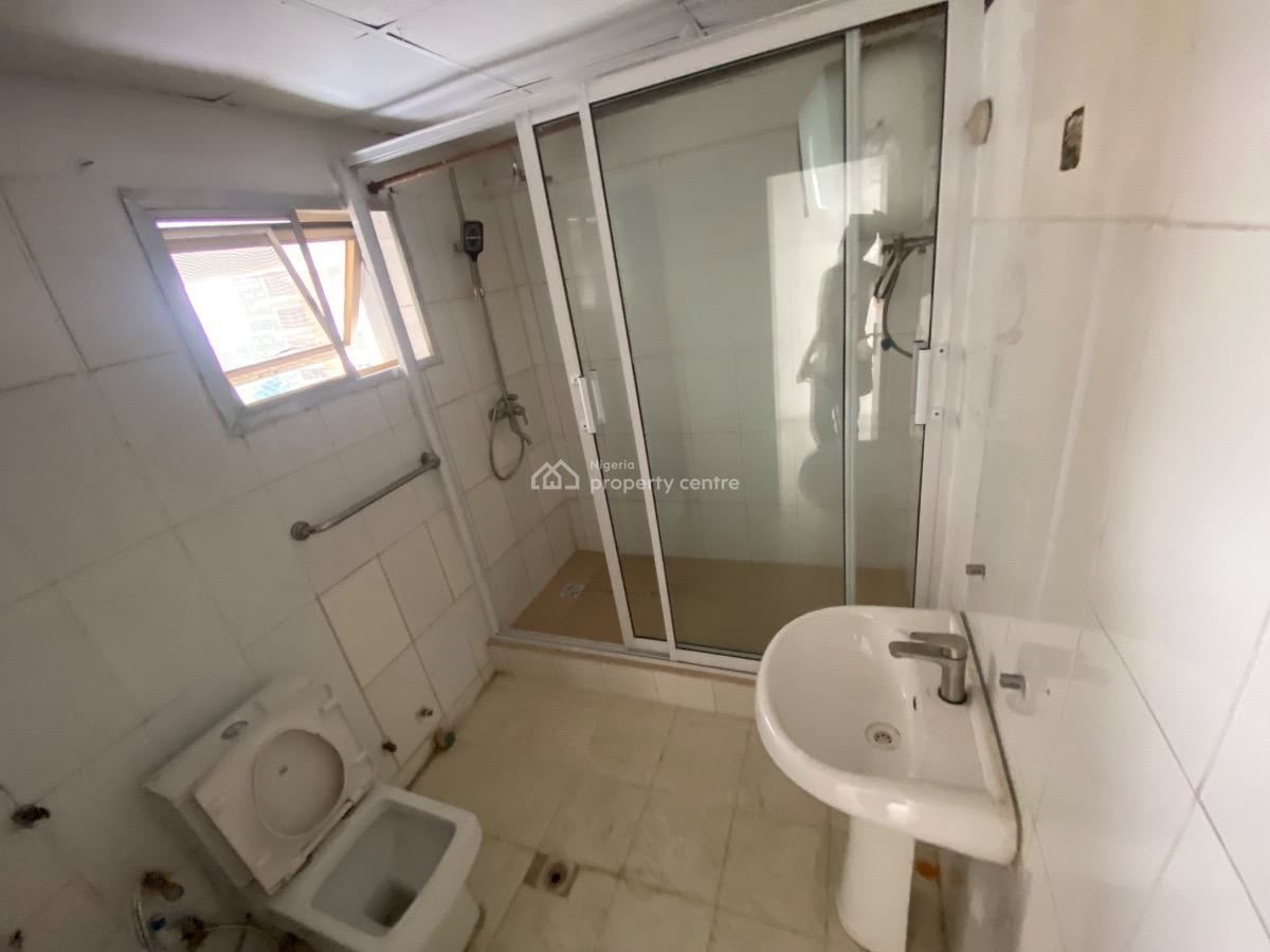 Serviced 3bedroom Apartment in a Gated Estate, Old Ikoyi, Ikoyi, Lagos, Flat / Apartment for Rent