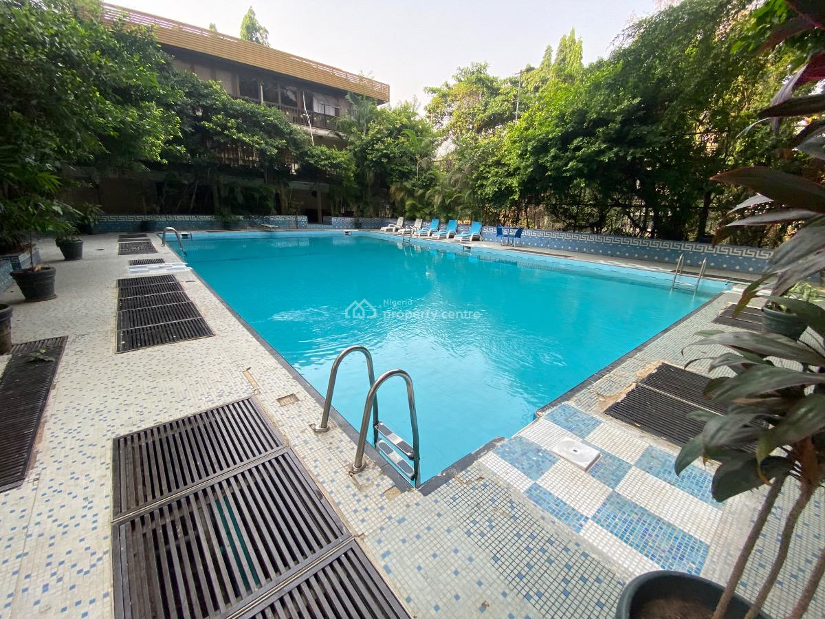 Serviced 3bedroom Apartment in a Gated Estate, Old Ikoyi, Ikoyi, Lagos, Flat / Apartment for Rent