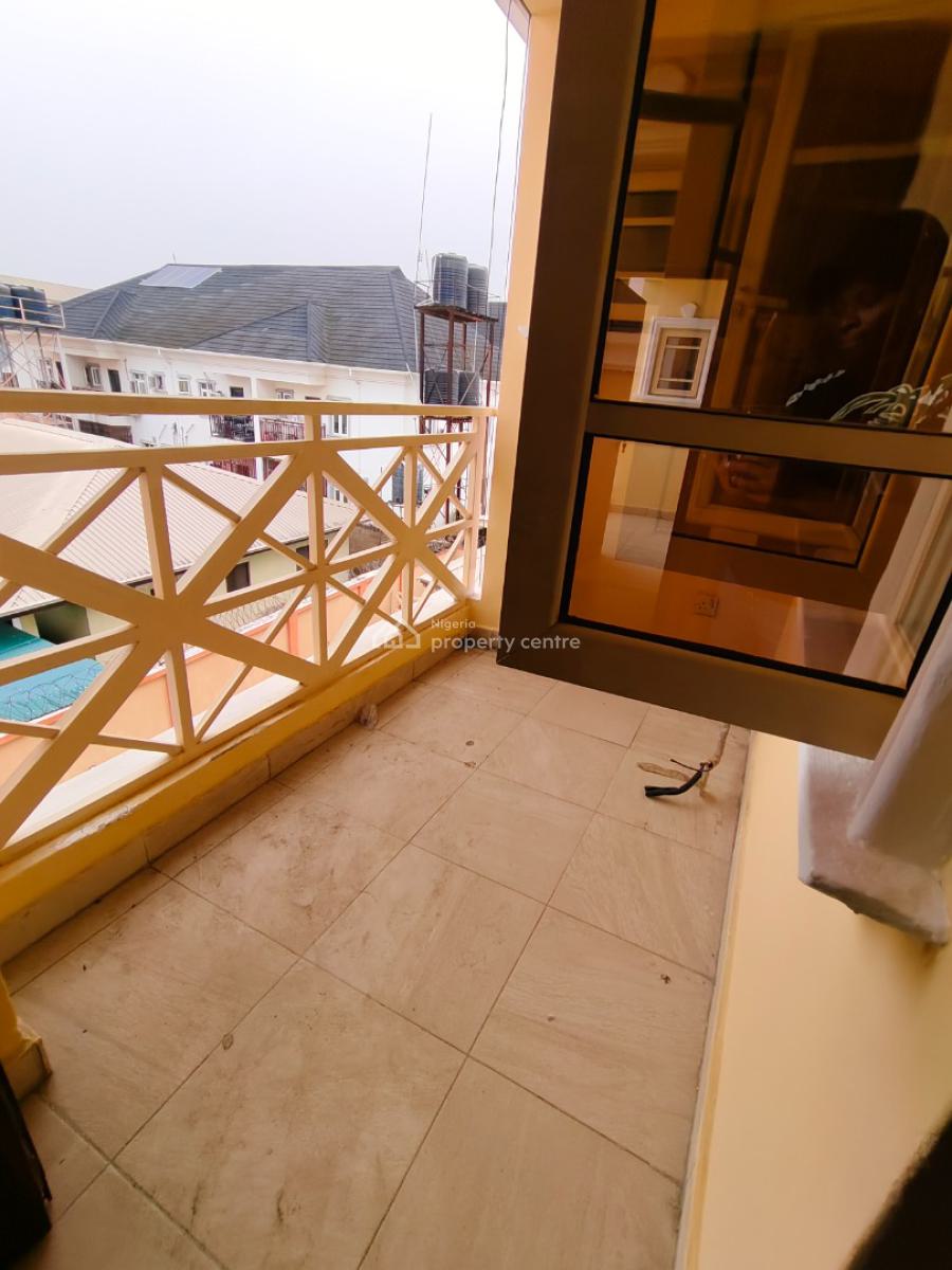 Newly Renovated 3 Bedrooms Apartment, After Blenco Sangotedo, Ajah, Lagos, Flat / Apartment for Rent