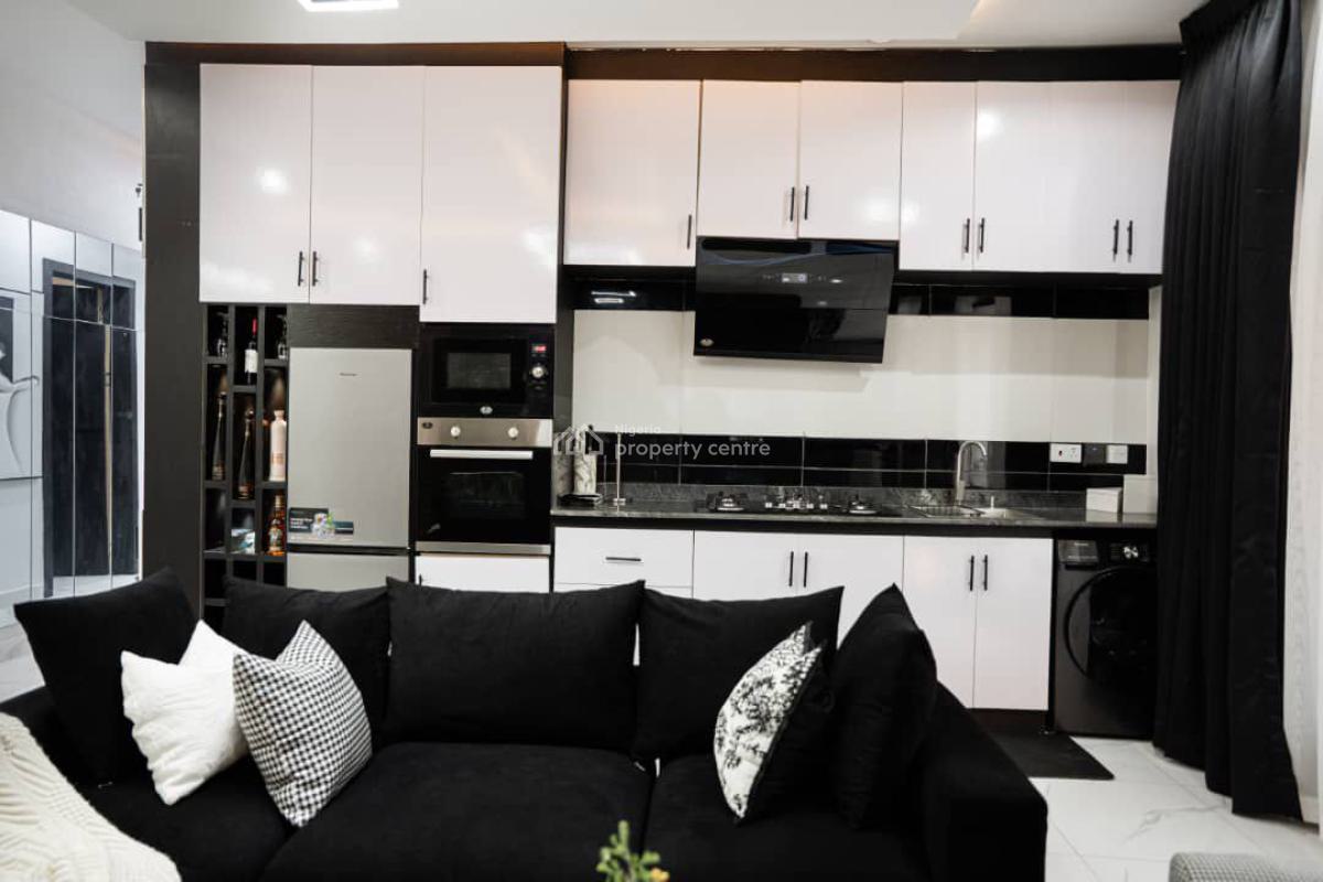 2 Luxury Bedroom Apartment, Ilasan, Ikate, Lekki, Lagos, Flat / Apartment Short Let