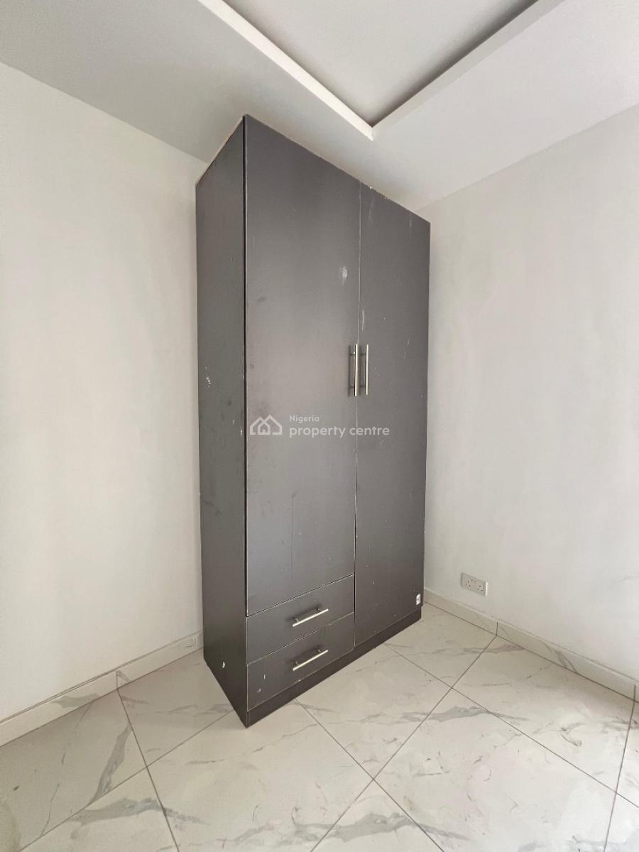 Standard 2 Bedroom Apartment with and Elevator in a Mini Estate, Lekki Phase 1, Lekki, Lagos, Flat / Apartment for Sale