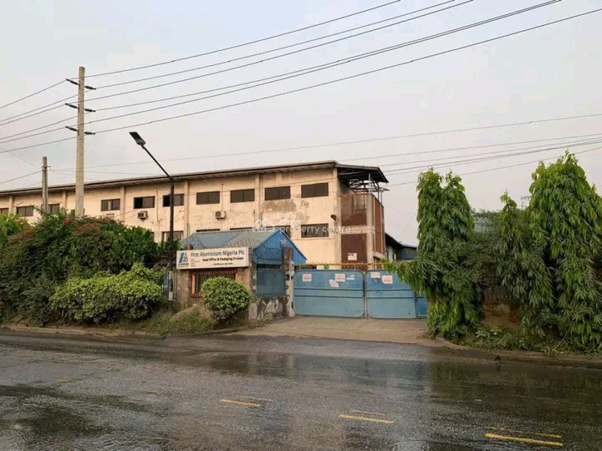 Factory / Bays of Warehouses with 3-floor Office Building on 7850sqm, Akilo Road, Ogba, Ikeja, Lagos, Warehouse for Sale