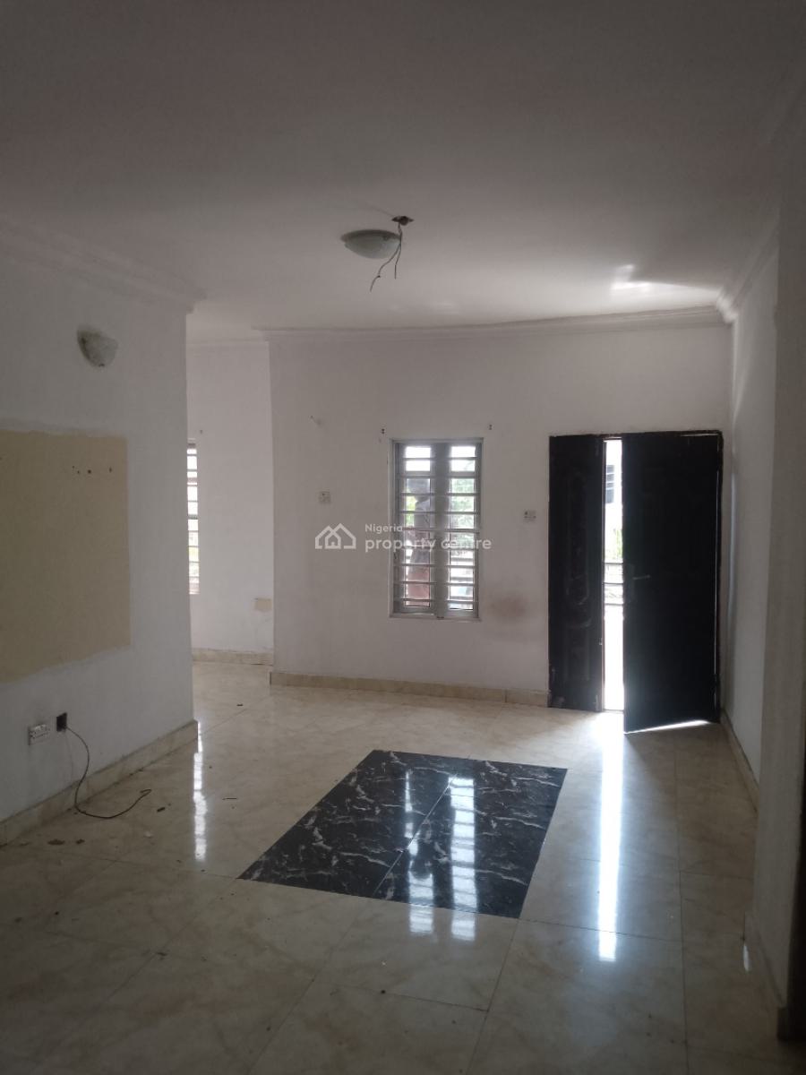 Massive 3bedrooms Flat Upstairs, Destiny Home Estate Abijo Lagos State, Sangotedo, Ajah, Lagos, Flat / Apartment for Rent