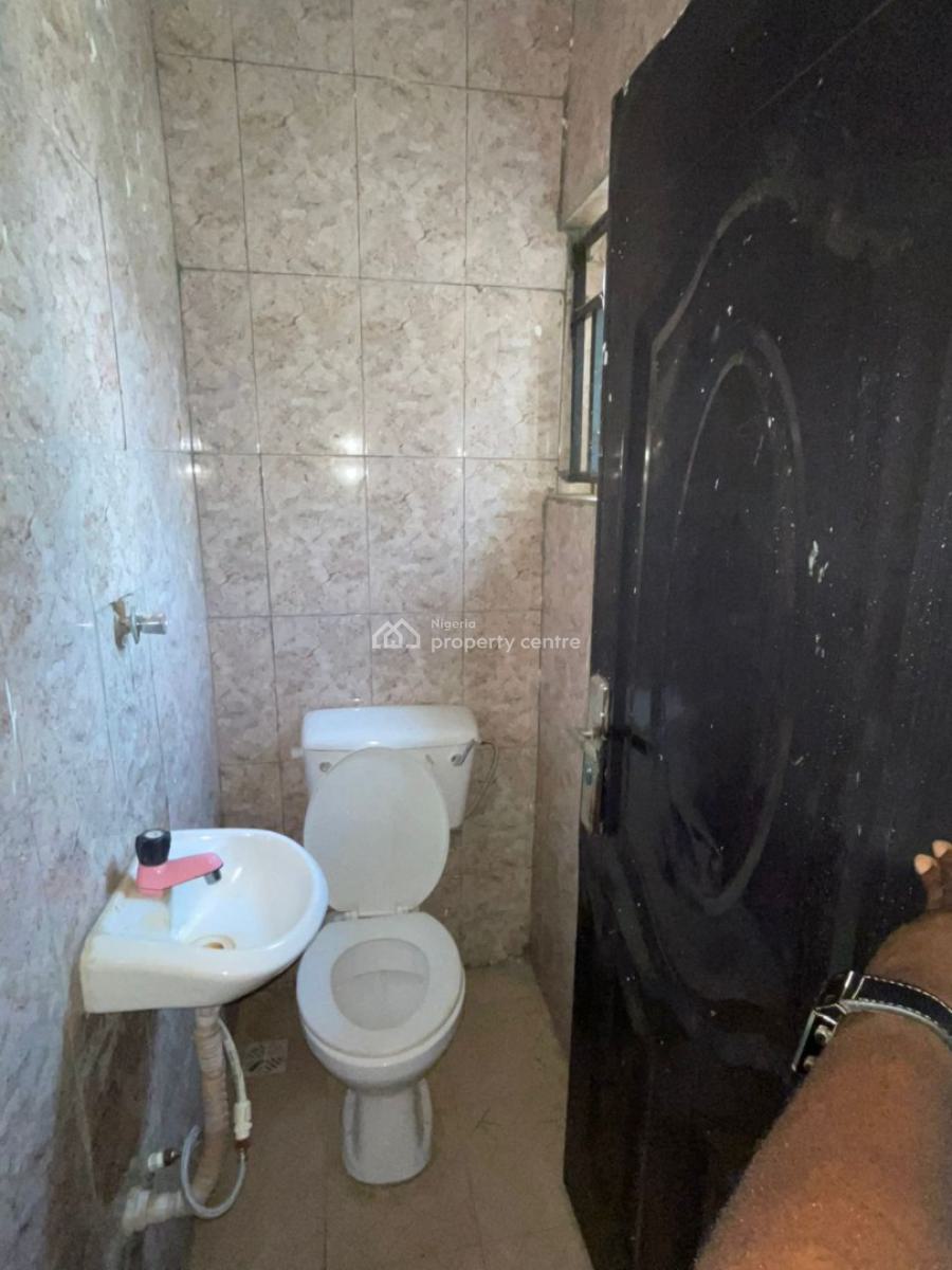 Sharp and Clean 2 Bedroom Apartment, Harmony Estate, Langbasa, Ajah, Lagos, Flat / Apartment for Rent