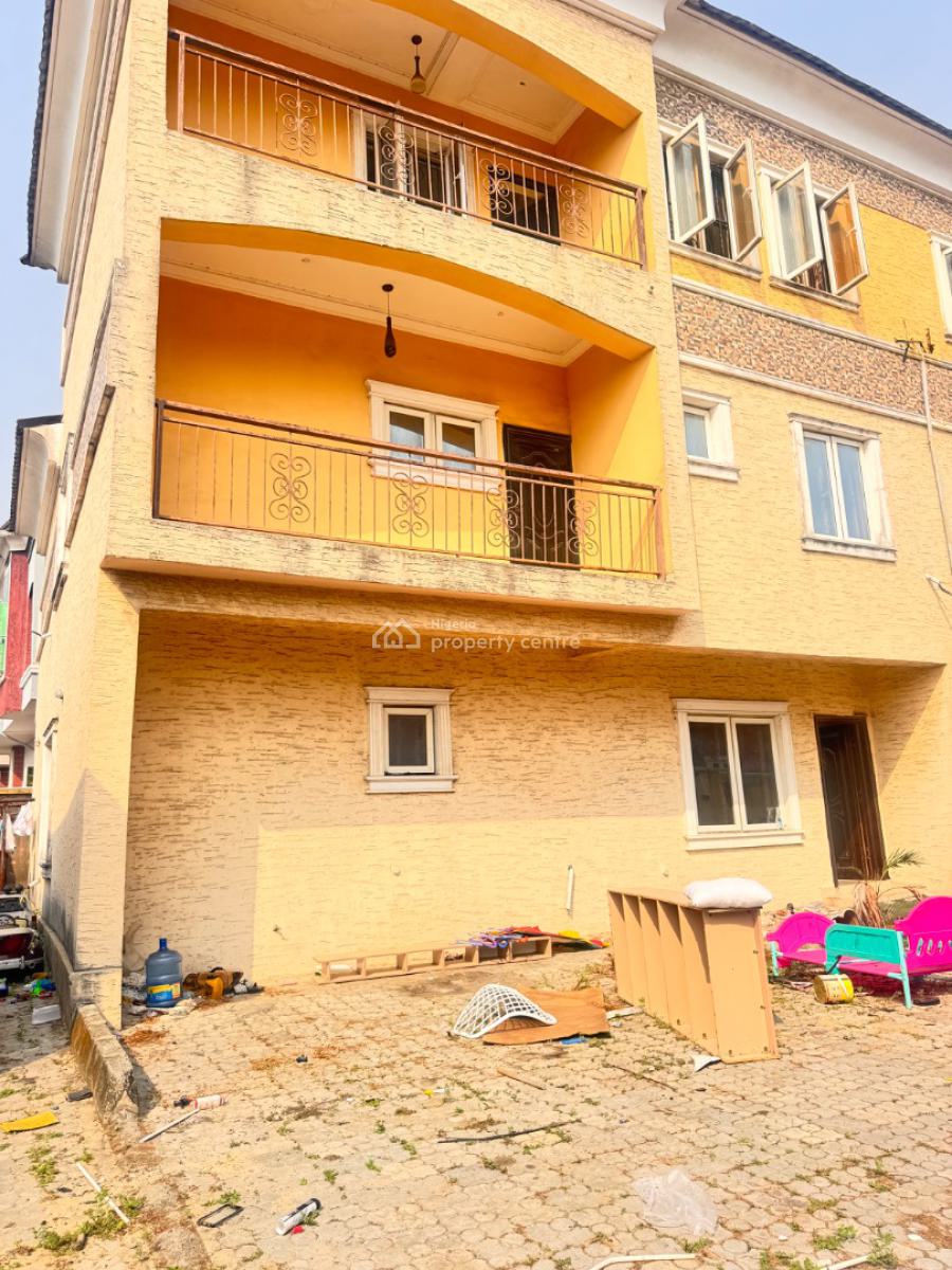 Ditress Sell Good Investment 3 Units Available 4 Bedroom 2 Floors Wow, Lekki County Estate Ikota Lekki, Lekki, Lagos, Terraced Duplex for Sale