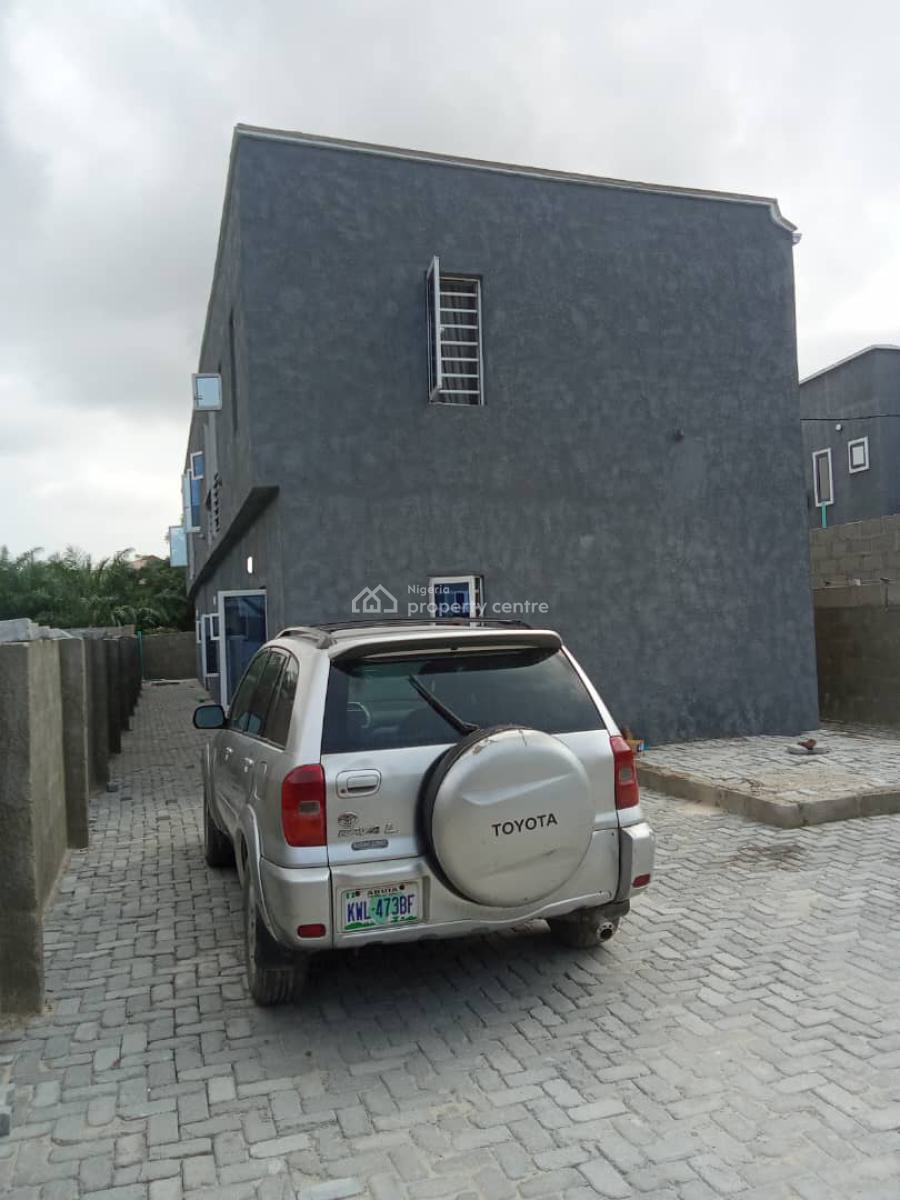 Massive Mini Flat Upstairs, Pannvilla Estate Abijo Lagos State, Sangotedo, Ajah, Lagos, Mini Flat (room and Parlour) for Rent