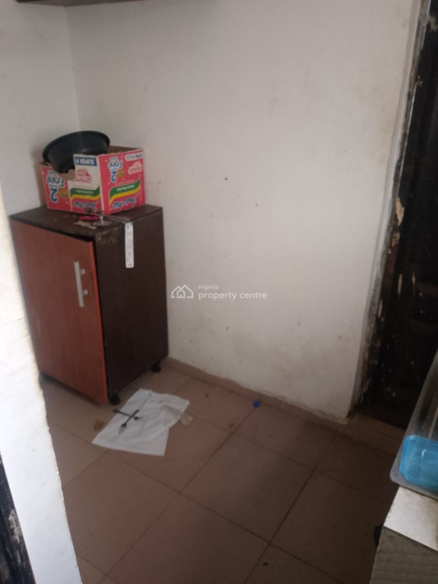 Massive Mini Flat Upstairs, Pannvilla Estate Abijo Lagos State, Sangotedo, Ajah, Lagos, Mini Flat (room and Parlour) for Rent