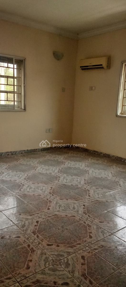 Serviced, Spacious 3 Bedroom Flat, Utako, Abuja, Flat / Apartment for Rent