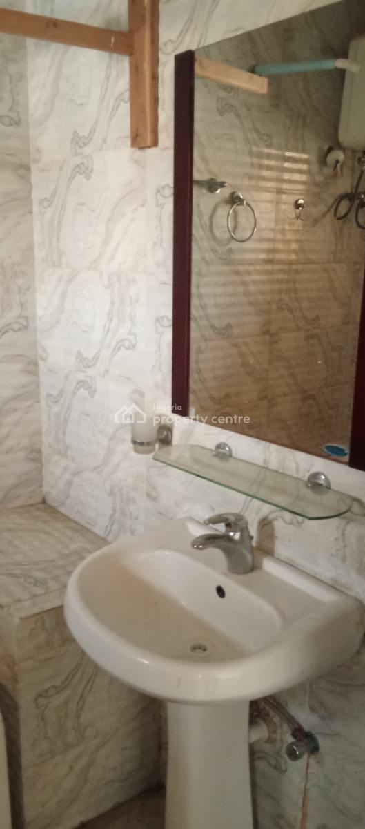 Serviced, Spacious 3 Bedroom Flat, Utako, Abuja, Flat / Apartment for Rent