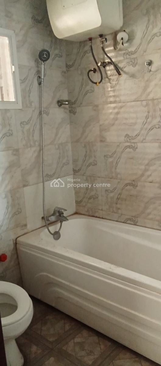 Serviced, Spacious 3 Bedroom Flat, Utako, Abuja, Flat / Apartment for Rent