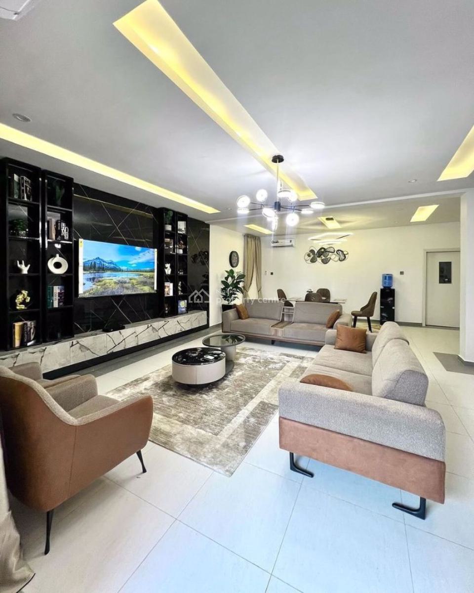 Luxury 3 Bedroom Apartment with Ps5 and Snooker Board, Jahi By Gilmore, Jahi, Abuja, Flat / Apartment Short Let