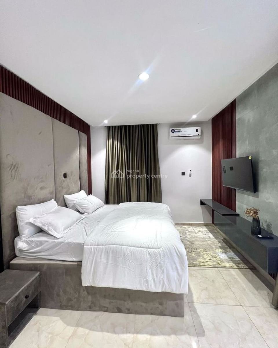 Luxury 3 Bedroom Apartment with Ps5 and Snooker Board, Jahi By Gilmore, Jahi, Abuja, Flat / Apartment Short Let