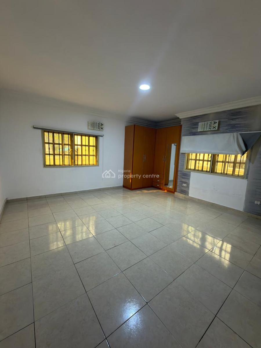 Exquisite 3 Bedroom Apartment, Lekki Phase 1, Lekki, Lagos, Flat / Apartment for Rent