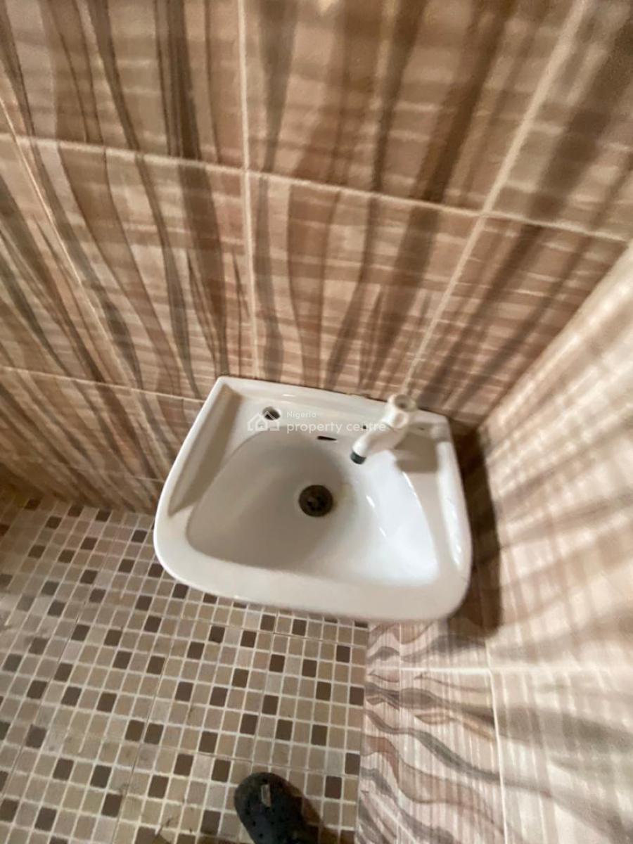 Executive 2 Bedrooms Apartment, Badore, Ajah, Lagos, Flat / Apartment for Rent