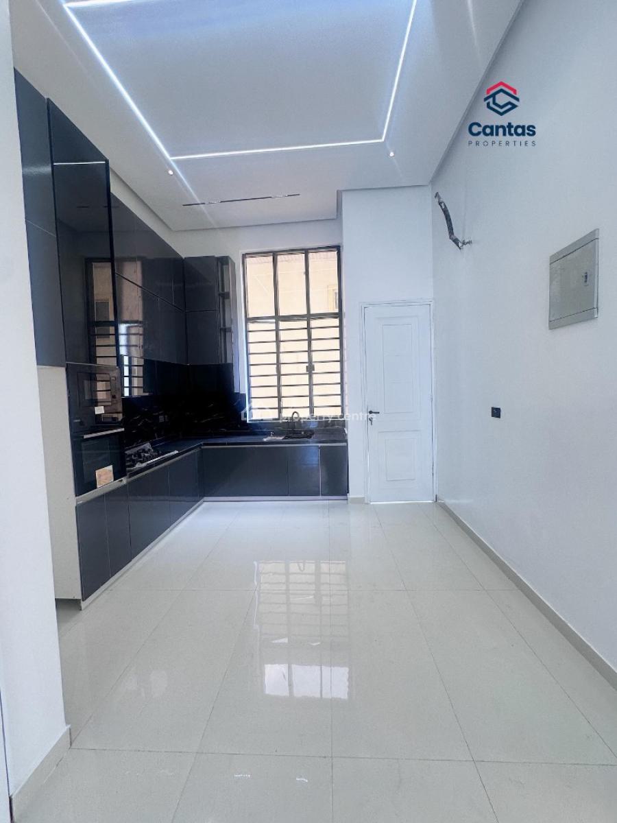 Luxury 3 Bedroom Apartment, Lekki Phase 1, Lekki, Lagos, Flat / Apartment for Sale