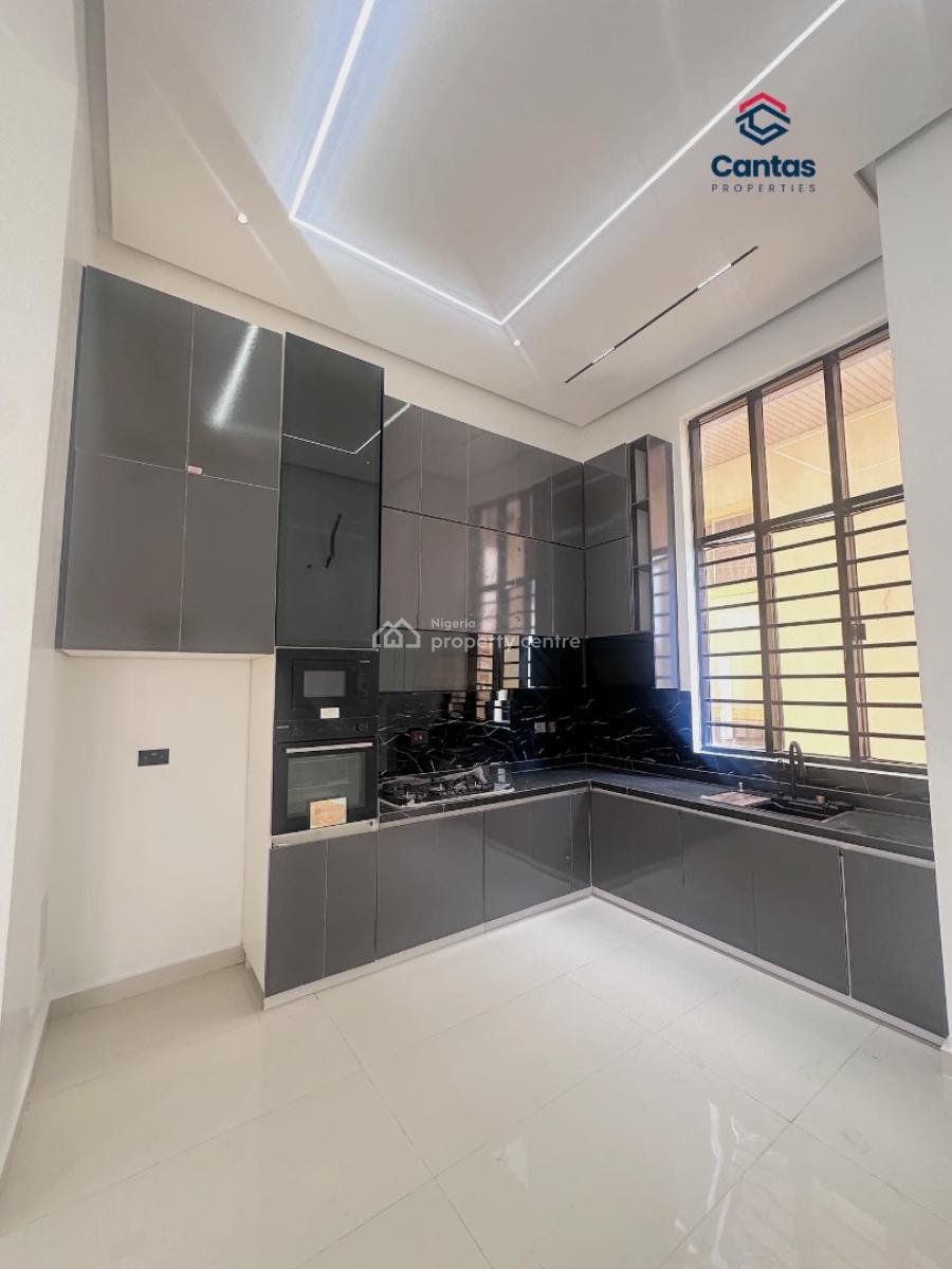 Luxury 3 Bedroom Apartment, Lekki Phase 1, Lekki, Lagos, Flat / Apartment for Sale