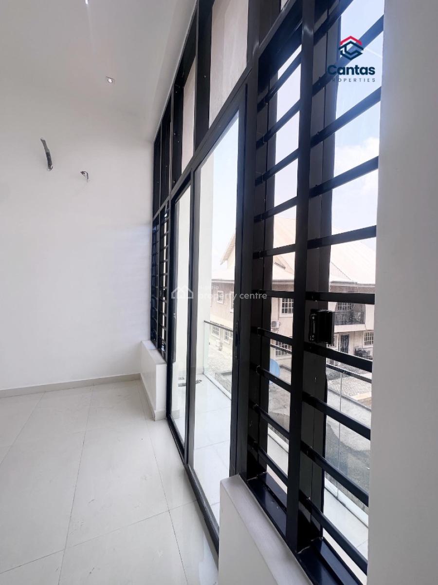 Luxury 3 Bedroom Apartment, Lekki Phase 1, Lekki, Lagos, Flat / Apartment for Sale
