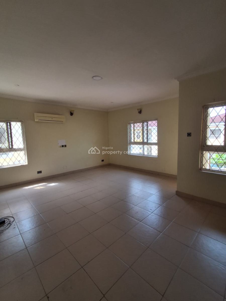 Fully Serviced 4 Bedroom Semi-detached Duplex with Bq, Bourdillon Court Estate Off Chevron Drive, Lekki, Lagos, Semi-detached Duplex for Rent