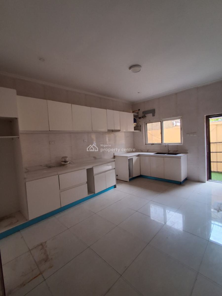 Fully Serviced 4 Bedroom Semi-detached Duplex with Bq, Bourdillon Court Estate Off Chevron Drive, Lekki, Lagos, Semi-detached Duplex for Rent