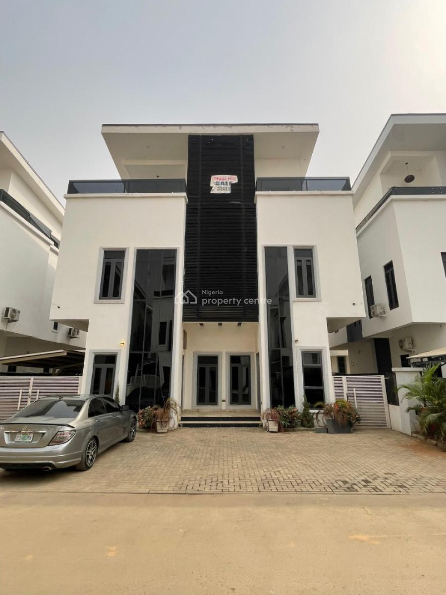 New Listing -- 5-bedroom Fully Detached Duplex, Jahi, Abuja, Detached Duplex for Sale
