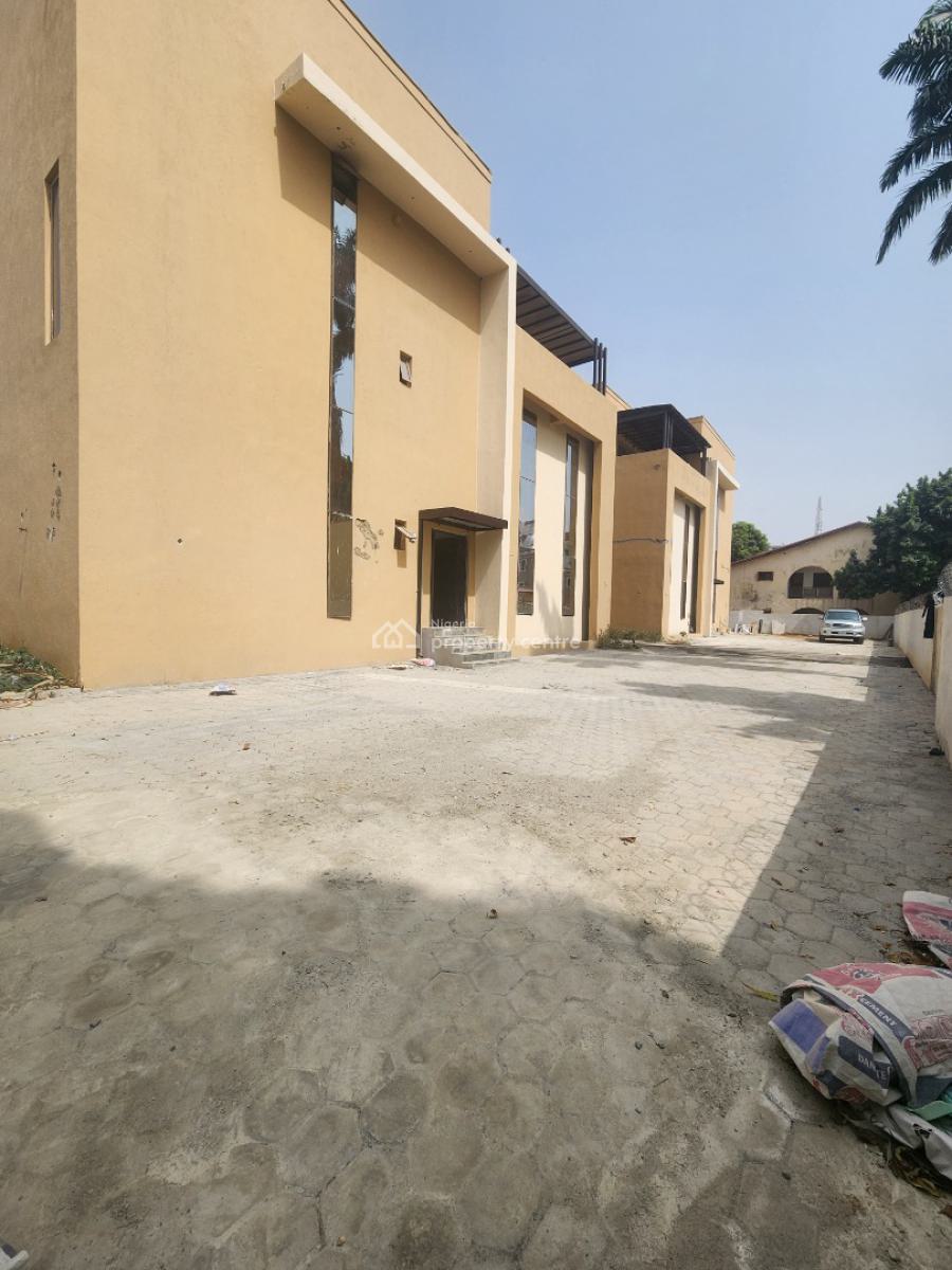 Imposing Fully Detached Duplex with a Swimming Pool, Colorado Street, Maitama District, Abuja, Detached Duplex for Sale