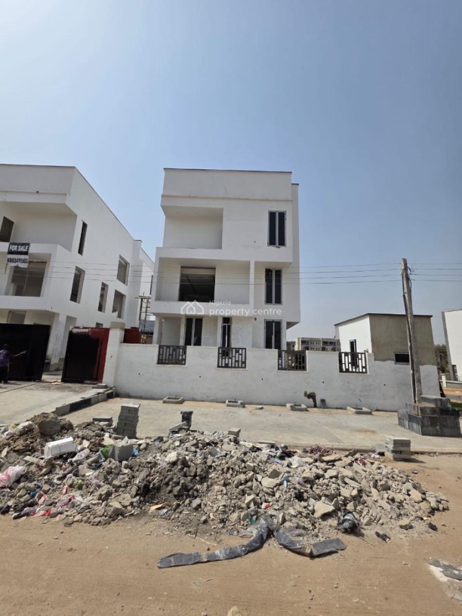 5 Bedroom Detached Duplex with Swimming Pool, Guzape District, Abuja, Detached Duplex for Sale