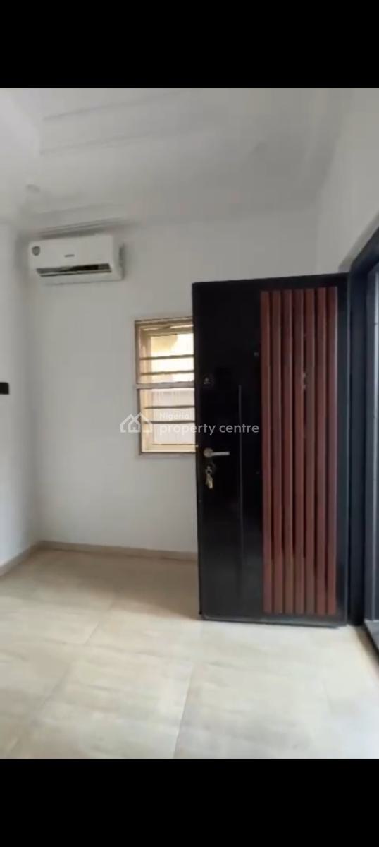 5 Bedroom Semi-detached Duplex, Off Admiralty Way, Lekki Phase 1, Lekki, Lagos, Semi-detached Bungalow for Rent