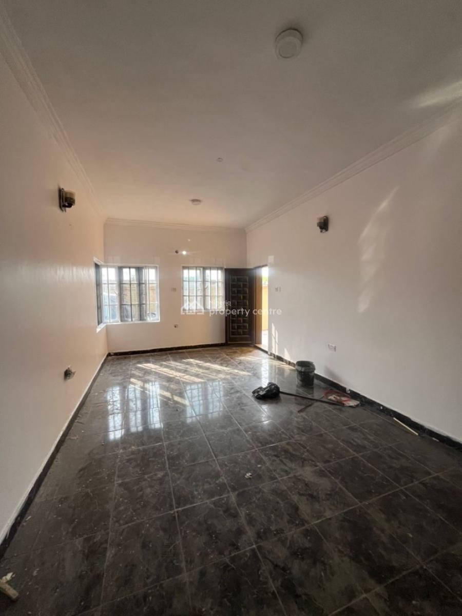 Luxurious 2 Bedroom Apartment Close to The Road, Alashela, Ogombo, Ajah, Lagos, Flat / Apartment for Rent