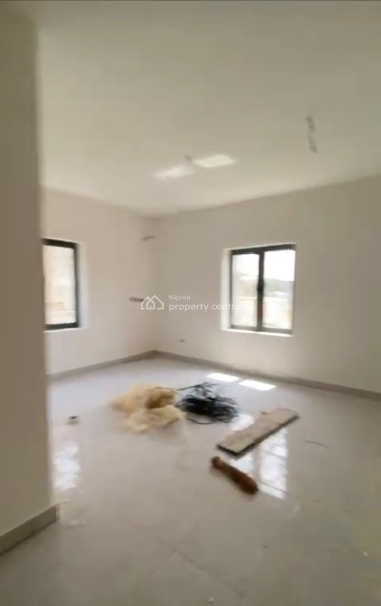 Luxury Spacious 3bedroom En-suite Flat with Bq, Life Camp, Abuja, Block of Flats for Sale