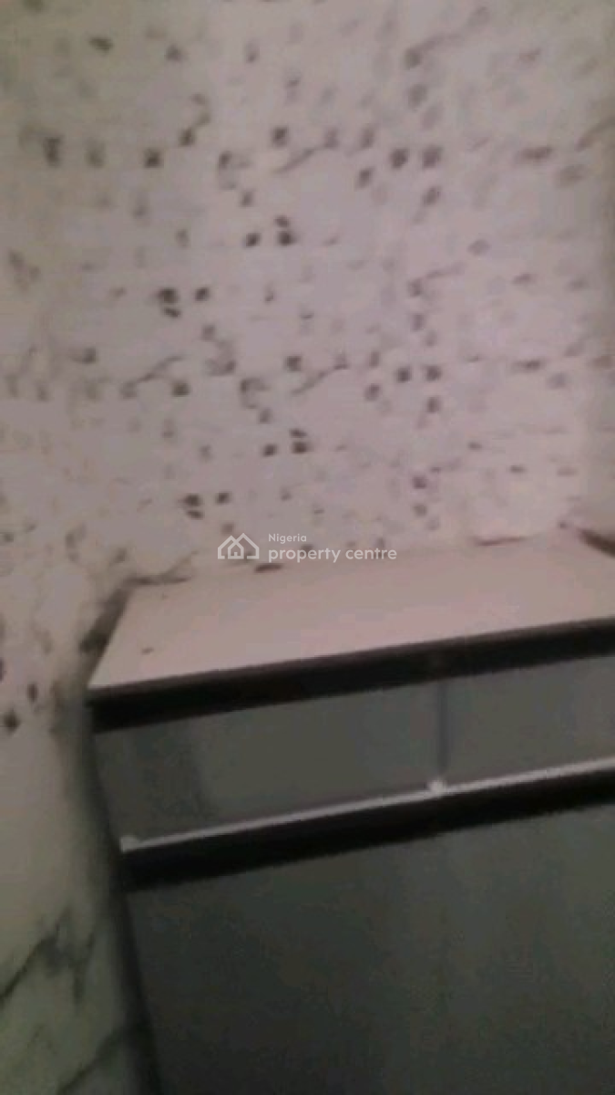 Superclean & Spacious 2-bedroom Flat in Prime Kaura District, Kaura, Abuja, Flat / Apartment for Rent