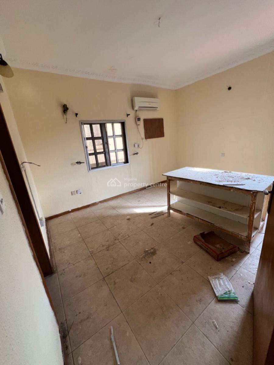 Spacious 5-bedroom Semi-detached Duplex with Bq (residential/commercia, Lekki Phase 1, Lekki, Lagos, Semi-detached Duplex for Rent