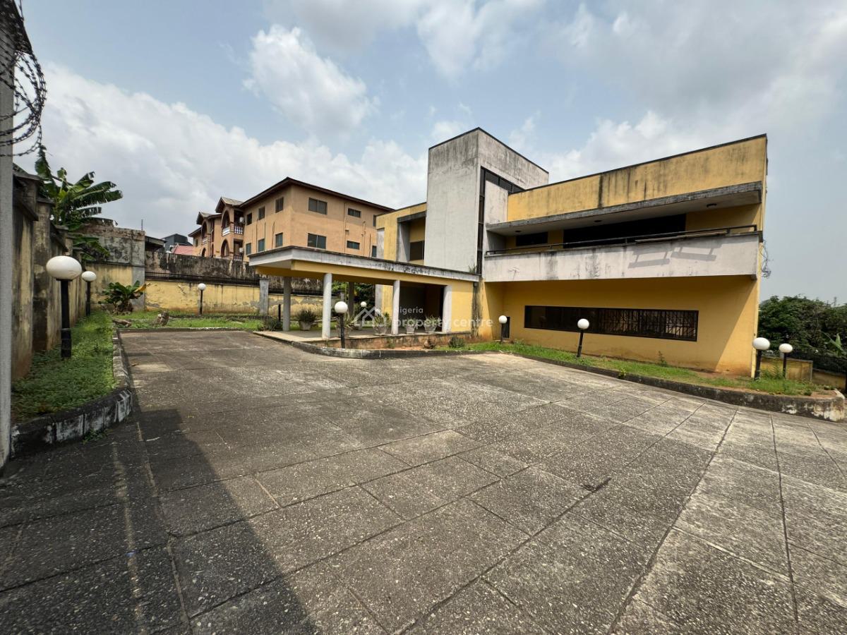 Property on 1600sqm with a Demolishable Structure Available, Allen Ikeja, Ikeja, Lagos, House for Sale