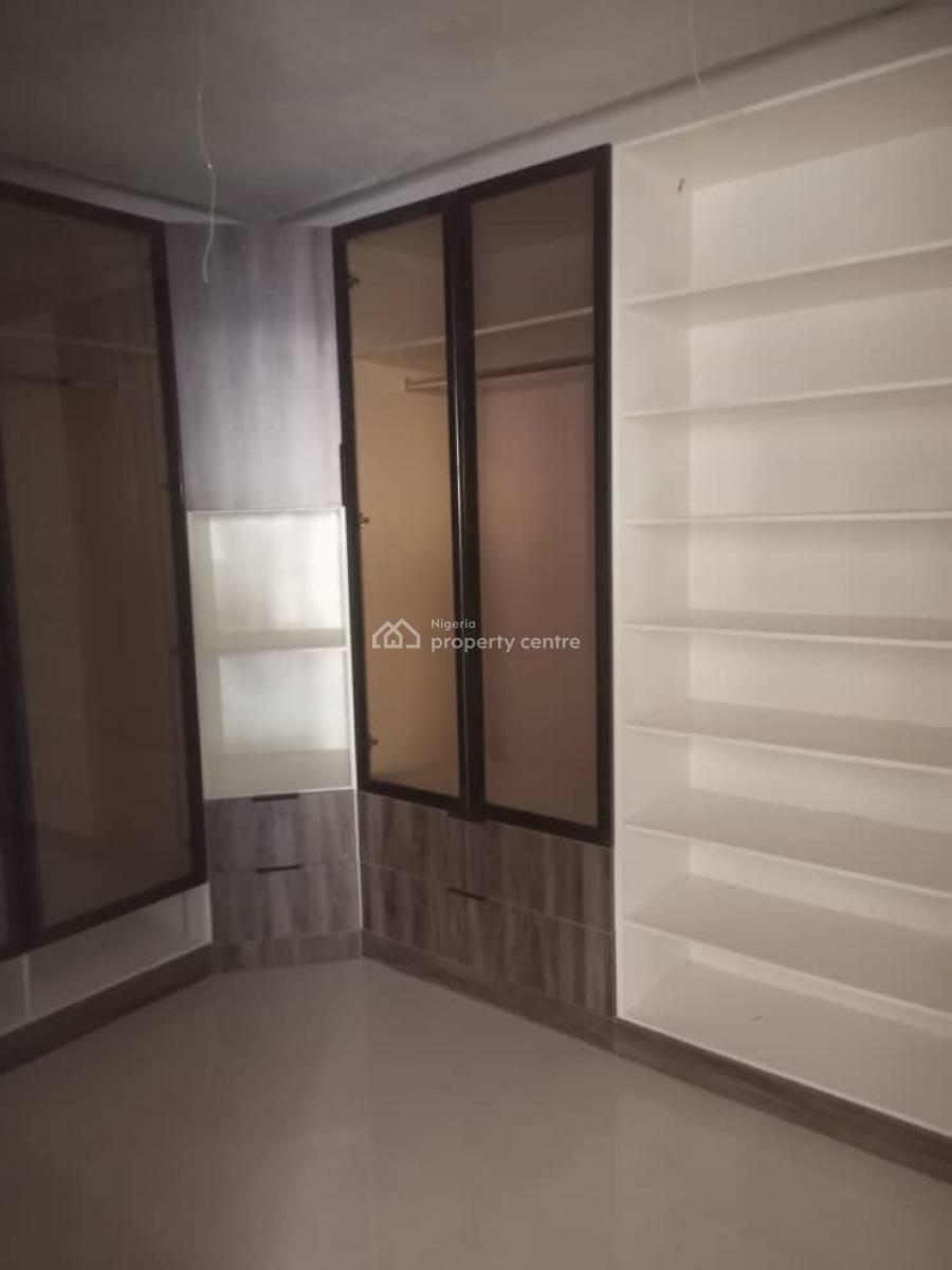 Executive 4bedroom Maisonnette Penthouse, Onikoyi, Mojisola, Ikoyi, Ikoyi, Lagos, Flat / Apartment for Sale