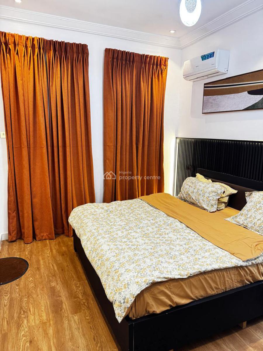 Luxurious 2 Bedroom Apartment, Admiralty Way, Lekki Phase 1, Lekki, Lagos, Flat / Apartment for Rent