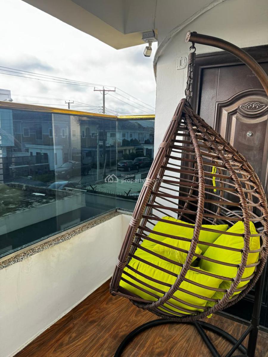 Luxurious 2 Bedroom Apartment, Admiralty Way, Lekki Phase 1, Lekki, Lagos, Flat / Apartment for Rent