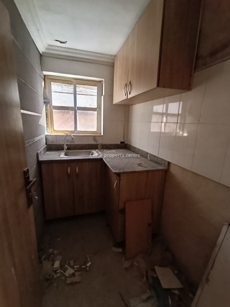 a Miniflat with Personal Enclosed Kitchen at Bera Estate Chevron, Bera Estate Chevron Drive 🔰, Lekki, Lagos, Mini Flat (room and Parlour) for Rent