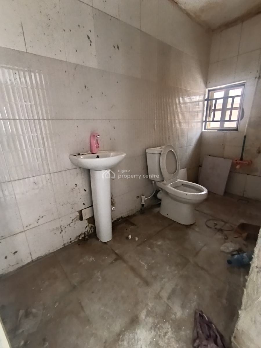 a Miniflat with Personal Enclosed Kitchen at Bera Estate Chevron, Bera Estate Chevron Drive 🔰, Lekki, Lagos, Mini Flat (room and Parlour) for Rent