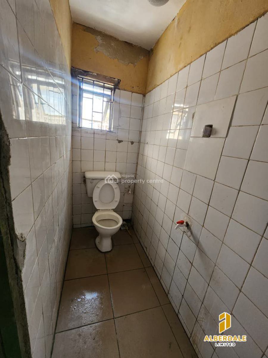 Nice Mini Flat (upstairs), Surulere, Lagos, Mini Flat (room and Parlour) for Rent