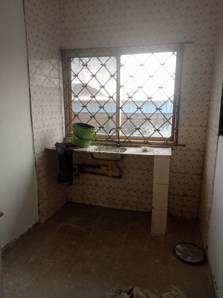 Newly Renovated Spacious 3 Bedroom Apartment (upstairs), New Oko Oba, New Oko-oba, Agege, Lagos, Flat / Apartment for Rent