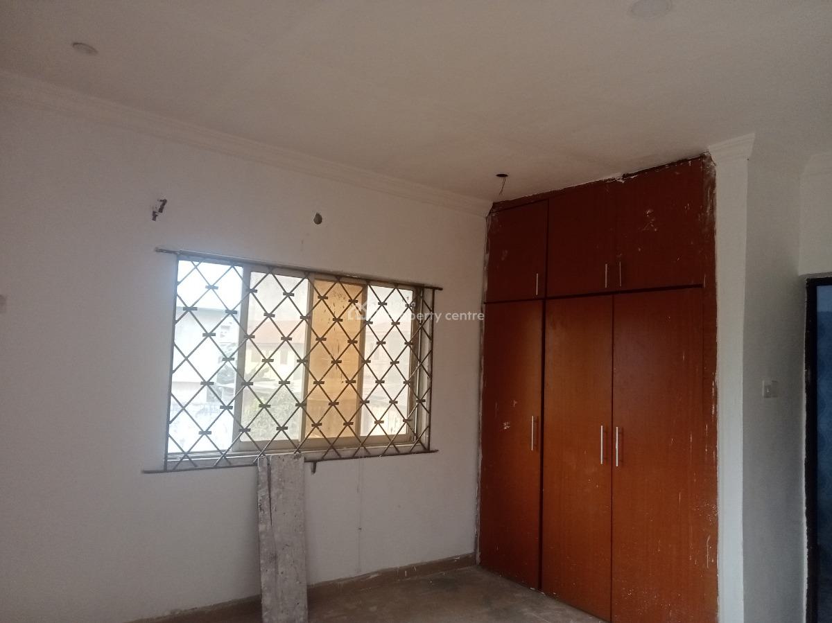 Newly Renovated Spacious 3 Bedroom Apartment (upstairs), New Oko Oba, New Oko-oba, Agege, Lagos, Flat / Apartment for Rent