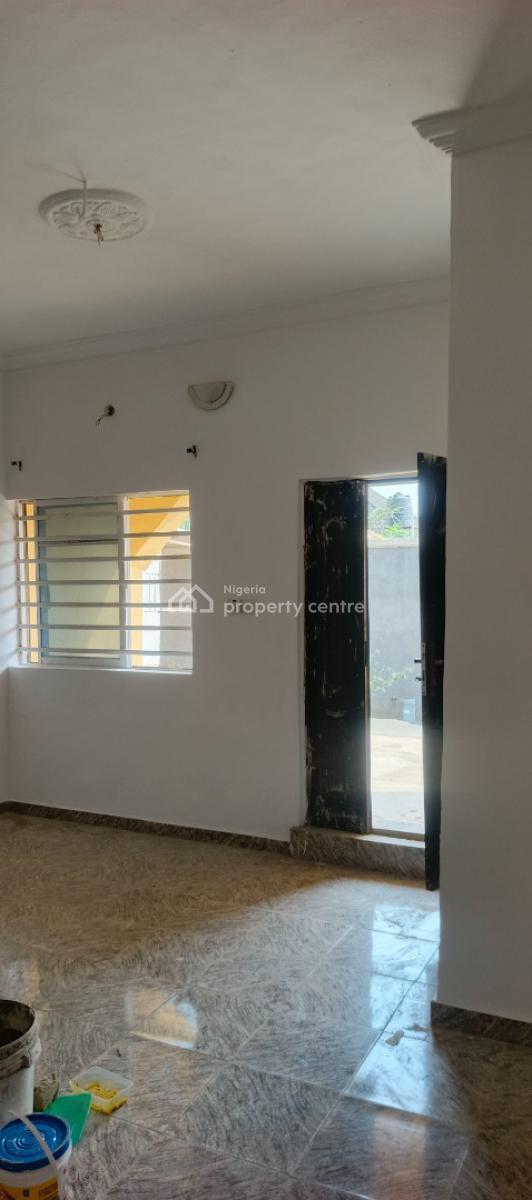 2bedroom Flat, Sunshine Estate, Magboro, Ogun, Flat / Apartment for Rent