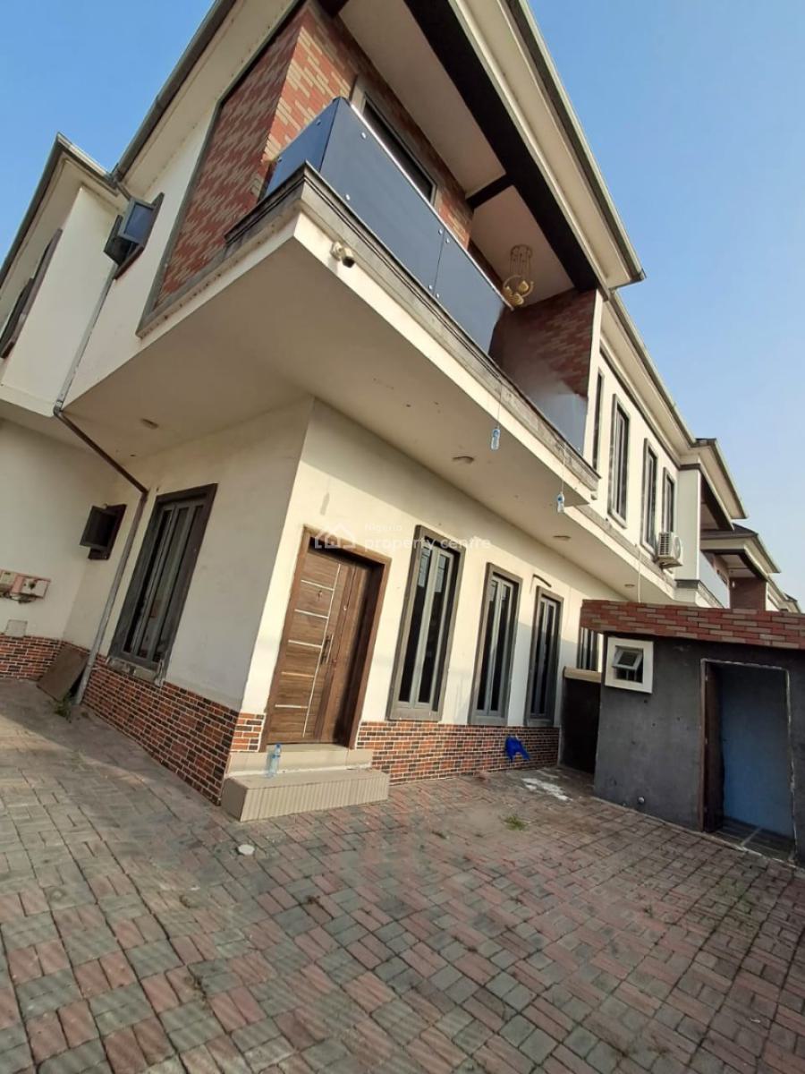 Fully Serviced 4-bedroom Semi-detached Duplex with Bq and Gatehouse, Orchid Road, Lekki, Lagos, Semi-detached Duplex for Rent