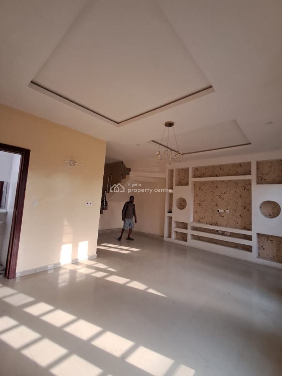 Fully Serviced 4-bedroom Semi-detached Duplex with Bq and Gatehouse, Orchid Road, Lekki, Lagos, Semi-detached Duplex for Rent